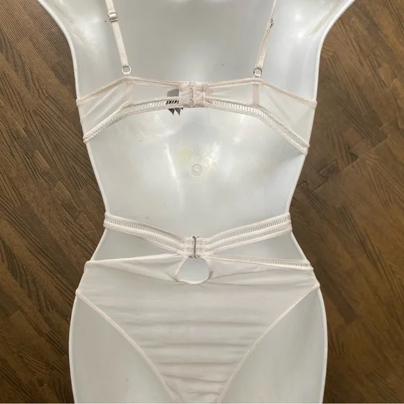 Victoria's Secret Ivory Lace Lace-Up Bralette Bodysuit - Picture 2 of 5